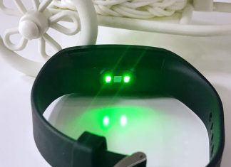 Why is My Fitbit Flashing Green? Why is My Fitbit Flashing Green?